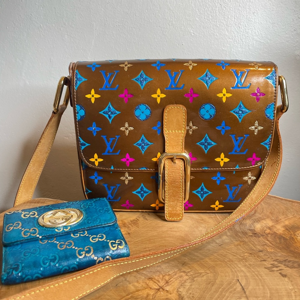 Louis Vuitton Vernis “Christie” custom painted crossbody purse
